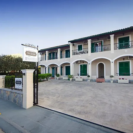 Stavros Next To Gouvia Marina Apart Otel 3*