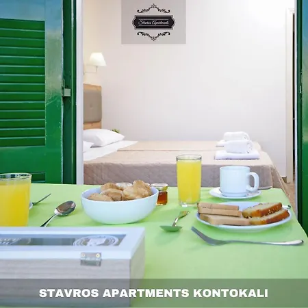 アパートホテル Stavros Next To Gouvia Marina