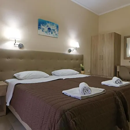 Stavros Next To Gouvia Marina Apartahotel Kontokali