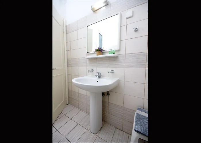 Stavros Next To Gouvia Marina Apartmanhotel 3*